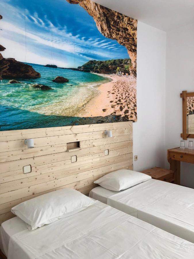 Antonis Hotel Кефалос Екстериор снимка
