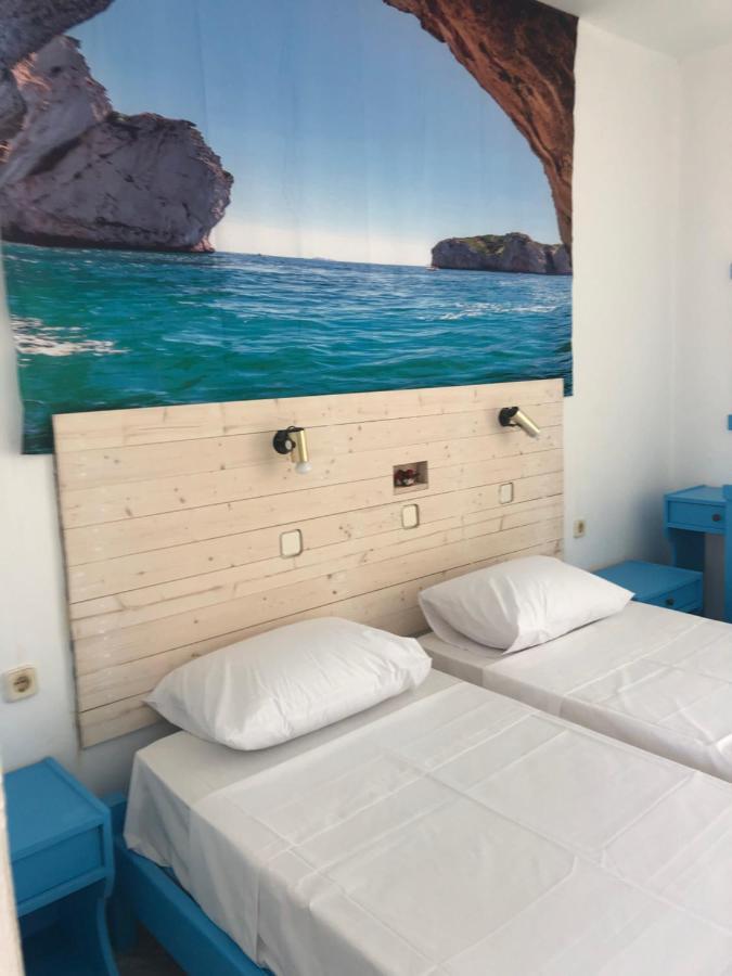 Antonis Hotel Кефалос Екстериор снимка